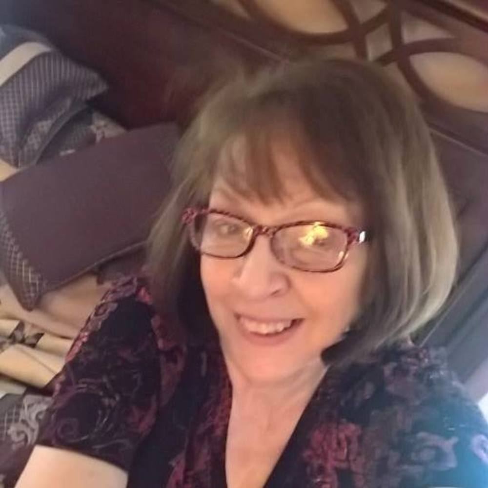 Meet your Posher, Peggy